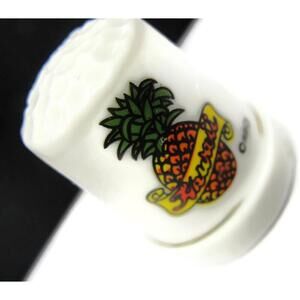 Hawaii Pineapple White Porcelain / Ceramic Thimble Vintage